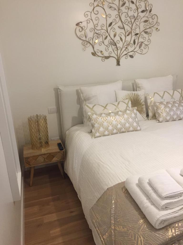 Gatto Bianco Apartment Μπάρι Εξωτερικό φωτογραφία